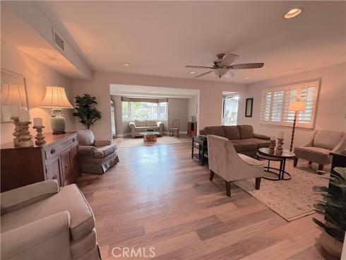 1860 Saint John 32A Road, Seal Beach, CA