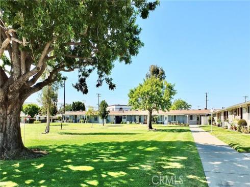 13720 St Andrews 1 44A Drive, Seal Beach, CA