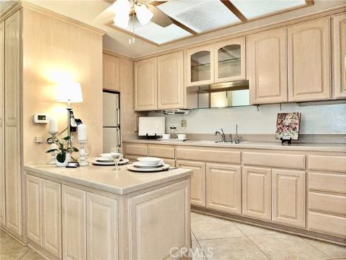 13720 St Andrews 1 44A Drive, Seal Beach, CA