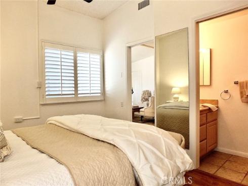 13720 St Andrews 1 44A Drive, Seal Beach, CA