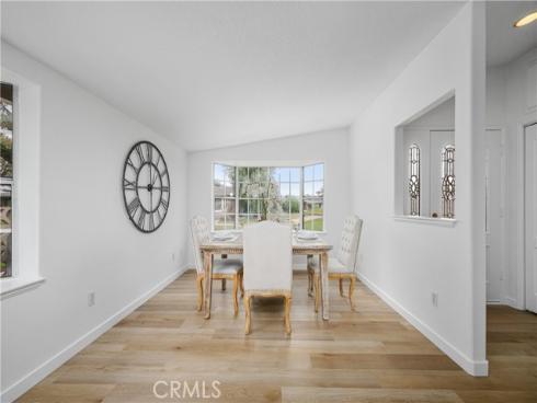 1281 Knollwood 44L , Seal Beach, CA