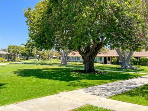 1561  Interlachen Rd., M10-260k  , Seal Beach, CA