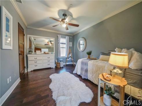 1001 Electric Avenue, Seal Beach, CA