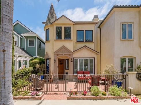 118 3rd Street