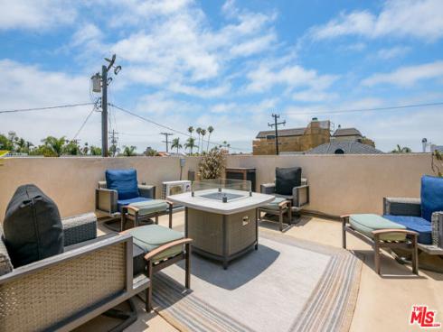 118 3rd Street, Seal Beach, CA