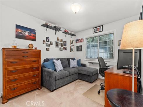 4589 Hazelnut Avenue , Seal Beach, CA
