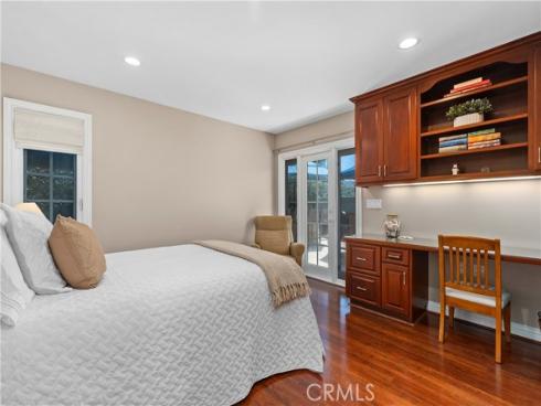 4589 Hazelnut Avenue , Seal Beach, CA
