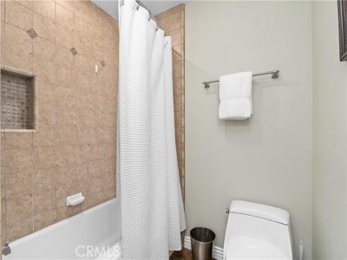 4589 Hazelnut Avenue , Seal Beach, CA