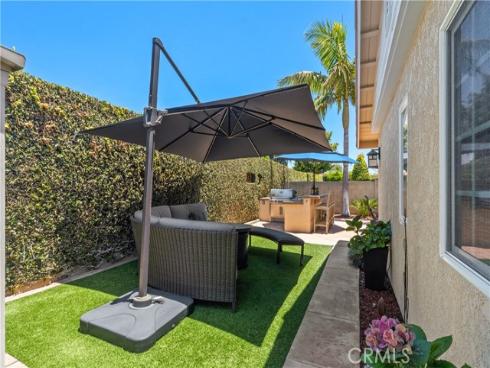 4589 Hazelnut Avenue , Seal Beach, CA