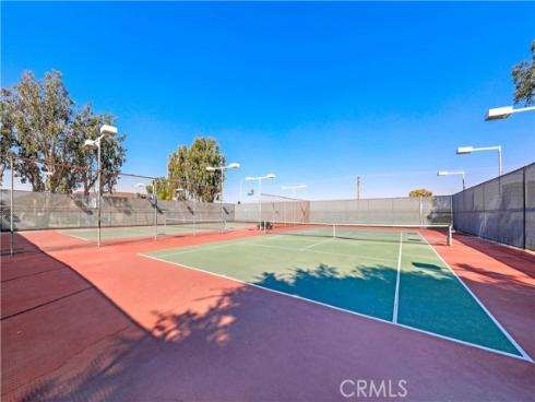 4589 Hazelnut Avenue , Seal Beach, CA