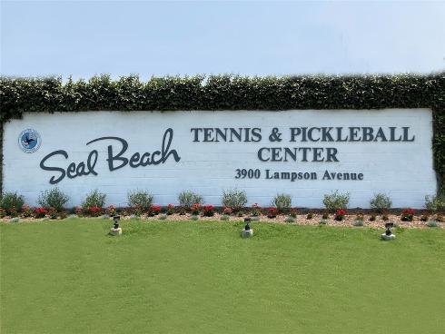 4589 Hazelnut Avenue , Seal Beach, CA