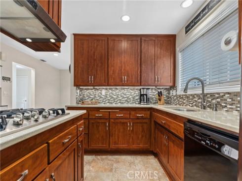 4589 Hazelnut Avenue , Seal Beach, CA