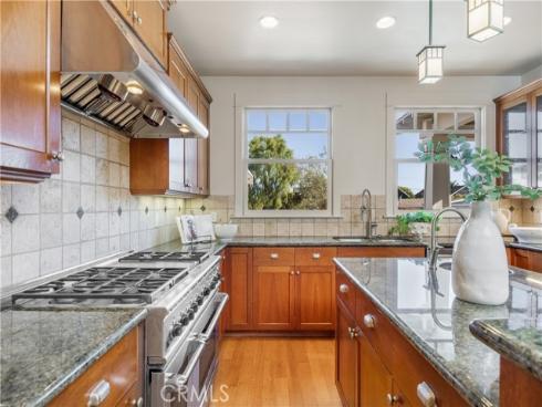 1005 Marvista Avenue, Seal Beach, CA