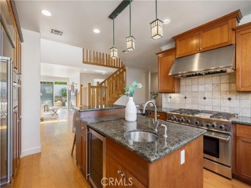 1005 Marvista Avenue, Seal Beach, CA
