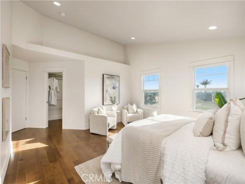 1005 Marvista Avenue, Seal Beach, CA