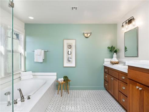 1005 Marvista Avenue, Seal Beach, CA