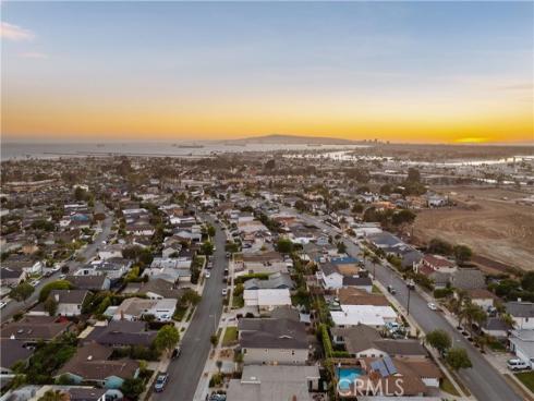 1005  Marvista   Avenue, Seal Beach, CA