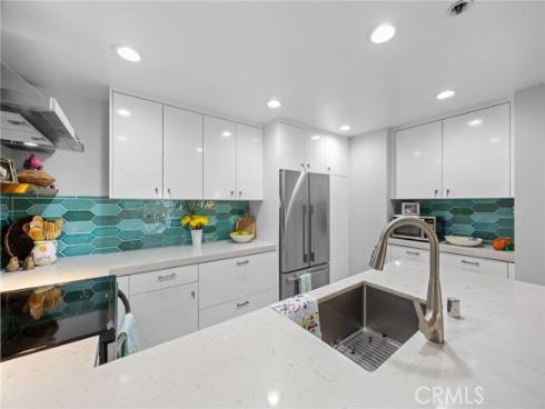 13650 Del Monte 3A , Seal Beach, CA