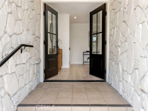1701 Catalina Avenue, Seal Beach, CA