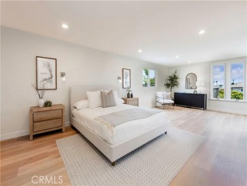 1701 Catalina Avenue, Seal Beach, CA