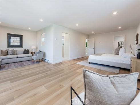 1701 Catalina Avenue, Seal Beach, CA