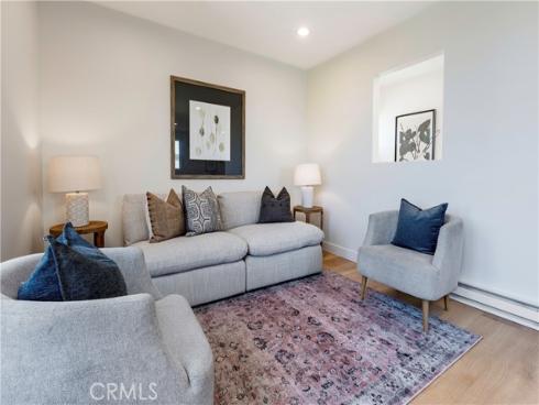 1701 Catalina Avenue, Seal Beach, CA