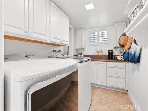 205 4th street , Seal Beach, CA