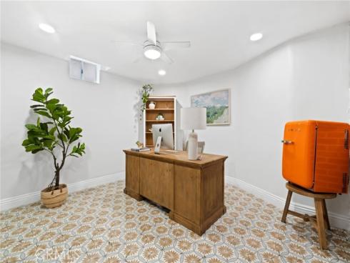 205 4th street , Seal Beach, CA