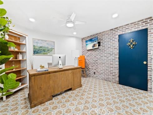 205 4th street , Seal Beach, CA