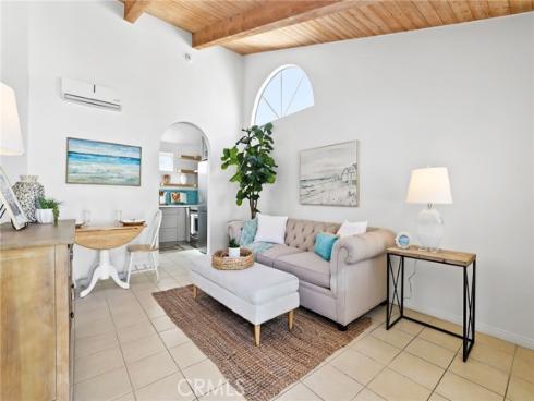 205 4th street , Seal Beach, CA