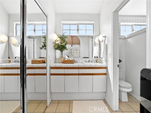 205 4th street , Seal Beach, CA