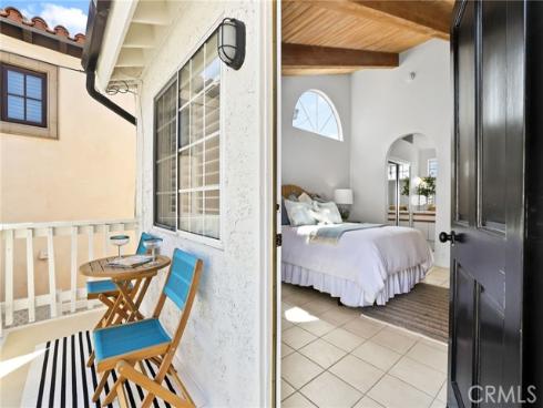 205 4th street , Seal Beach, CA