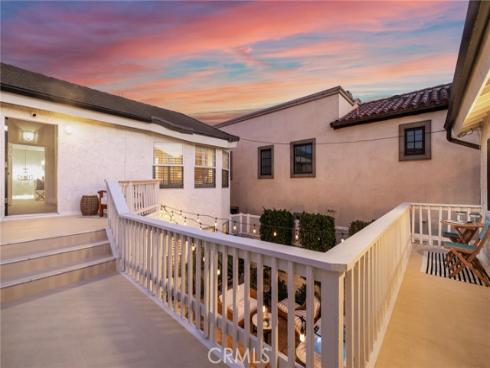 205 4th street , Seal Beach, CA