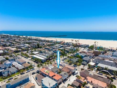 205  4th street  , Seal Beach, CA