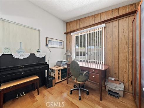 13671 Annandale Drive M1-10G , Seal Beach, CA