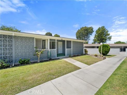 13671 Annandale Drive M1-10G , Seal Beach, CA