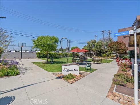 13671 Annandale Drive M1-10G , Seal Beach, CA