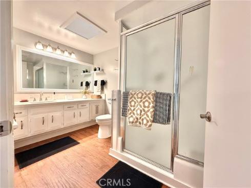 14001 Thunderbird 4L Drive, Seal Beach, CA