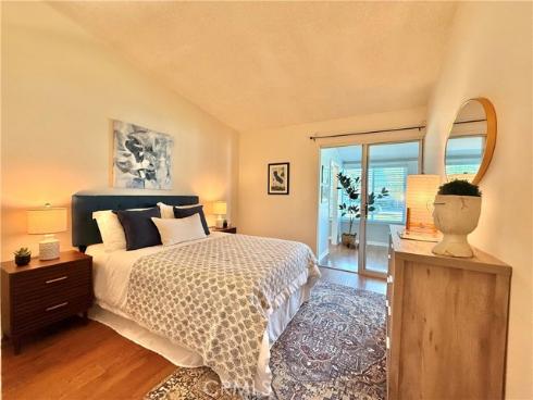 14001 Thunderbird 4L Drive, Seal Beach, CA