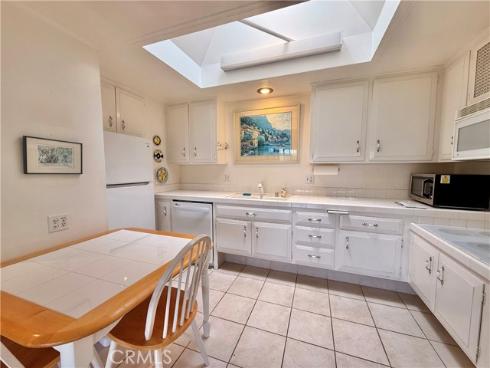 1690 Interlachen 42i Road, Seal Beach, CA