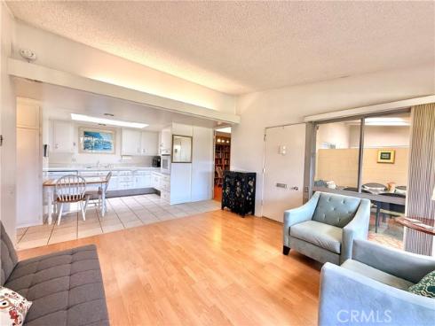 1690 Interlachen 42i Road, Seal Beach, CA