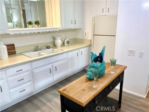 1701 Tam Oshanter Rd M12-11d , Seal Beach, CA