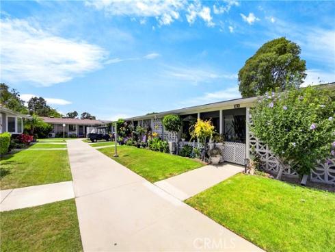 13730 Annandale 32-I Drive, Seal Beach, CA