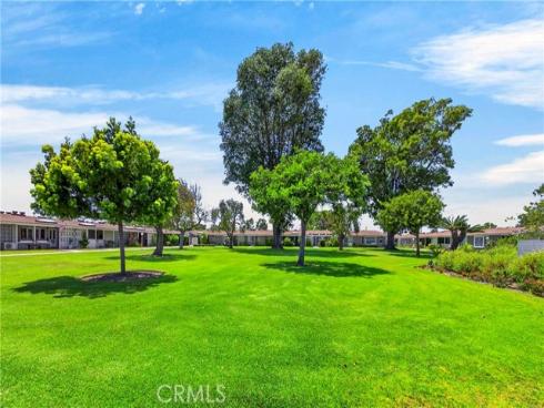 13730 Annandale 32-I Drive, Seal Beach, CA