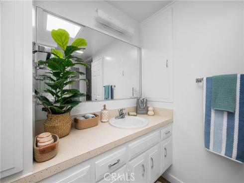 1521  Interlachen  258i , Seal Beach, CA