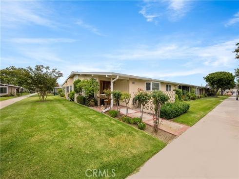 13210  Seaview  250L  M-10, Seal Beach, CA