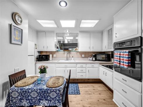 13811 Thunderbird M1-55A Drive, Seal Beach, CA