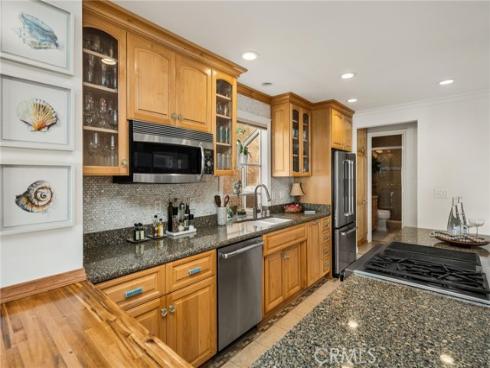 123 13th 1 Street, Seal Beach, CA
