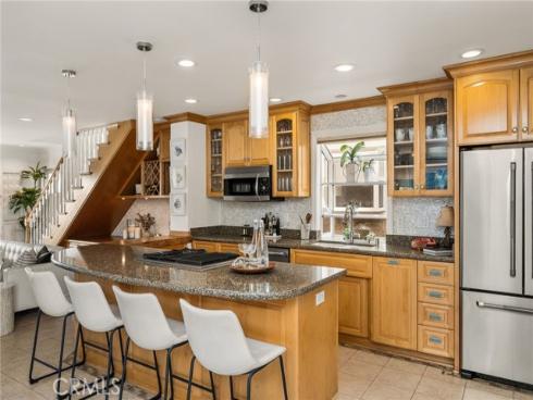 123 13th 1 Street, Seal Beach, CA