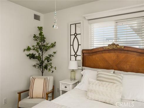 123 13th 1 Street, Seal Beach, CA